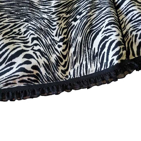 M.D.L. New York Skirt Zebra Print - Picture 6 of 11